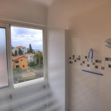 شقة Beau 2 Pieces 3 Etoiles Vue Garage Prive 150m Plages Wifi كان